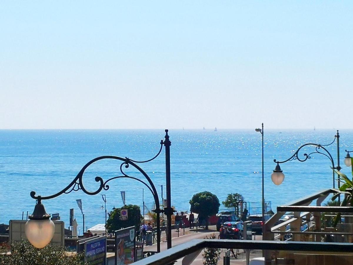 La Collina Dei Ciliegi Bed & Breakfast Salerno Dış mekan fotoğraf